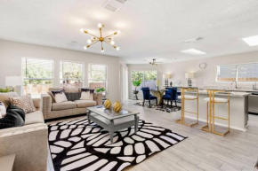 Luxury 4B Getaway near Airport Executive Suite